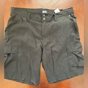 DKNY Men's Black Cargo Shorts size 32